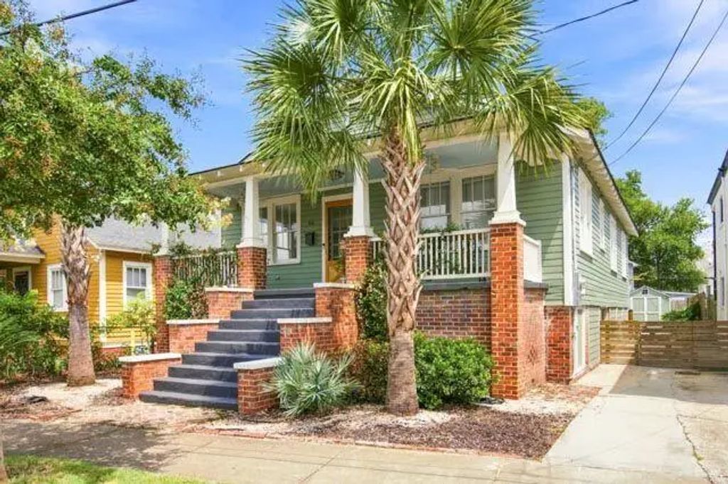 44 Oswego Street, Charleston