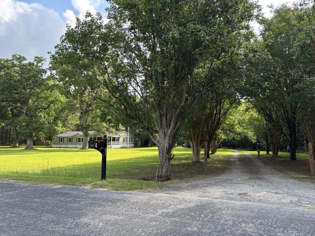 271 State Rd S-38-1891, Elloree