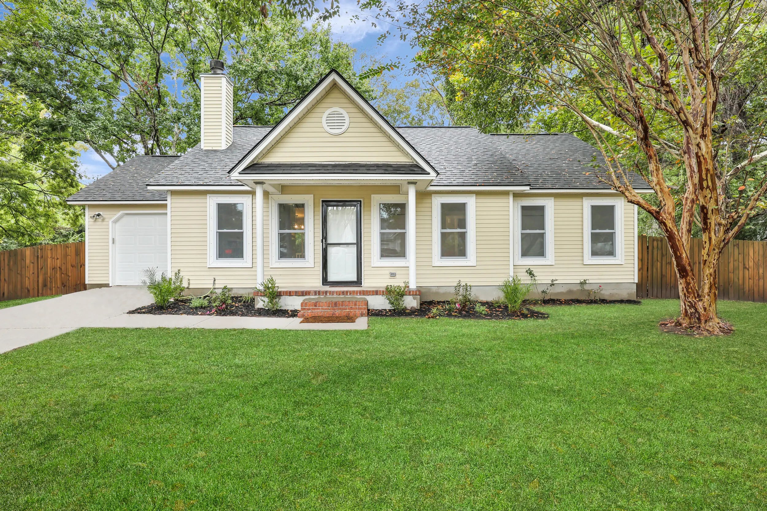 Photo of Listing #25027737