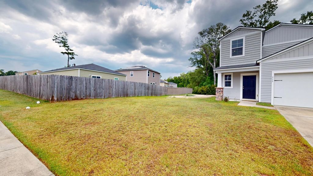 515 Matuskovic Drive, Charleston