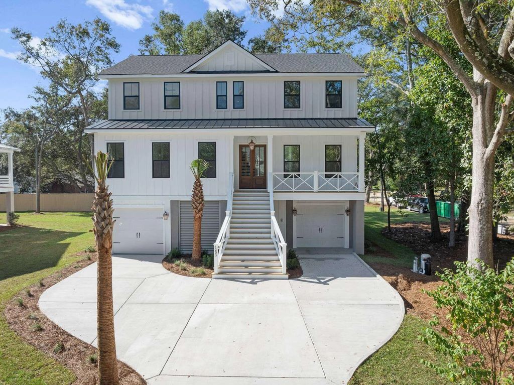 2286 Woodland Shores Road, Charleston