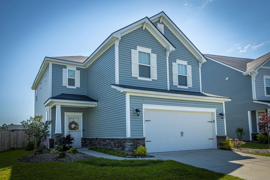 443 Northern Red Oak Drive, Summerville