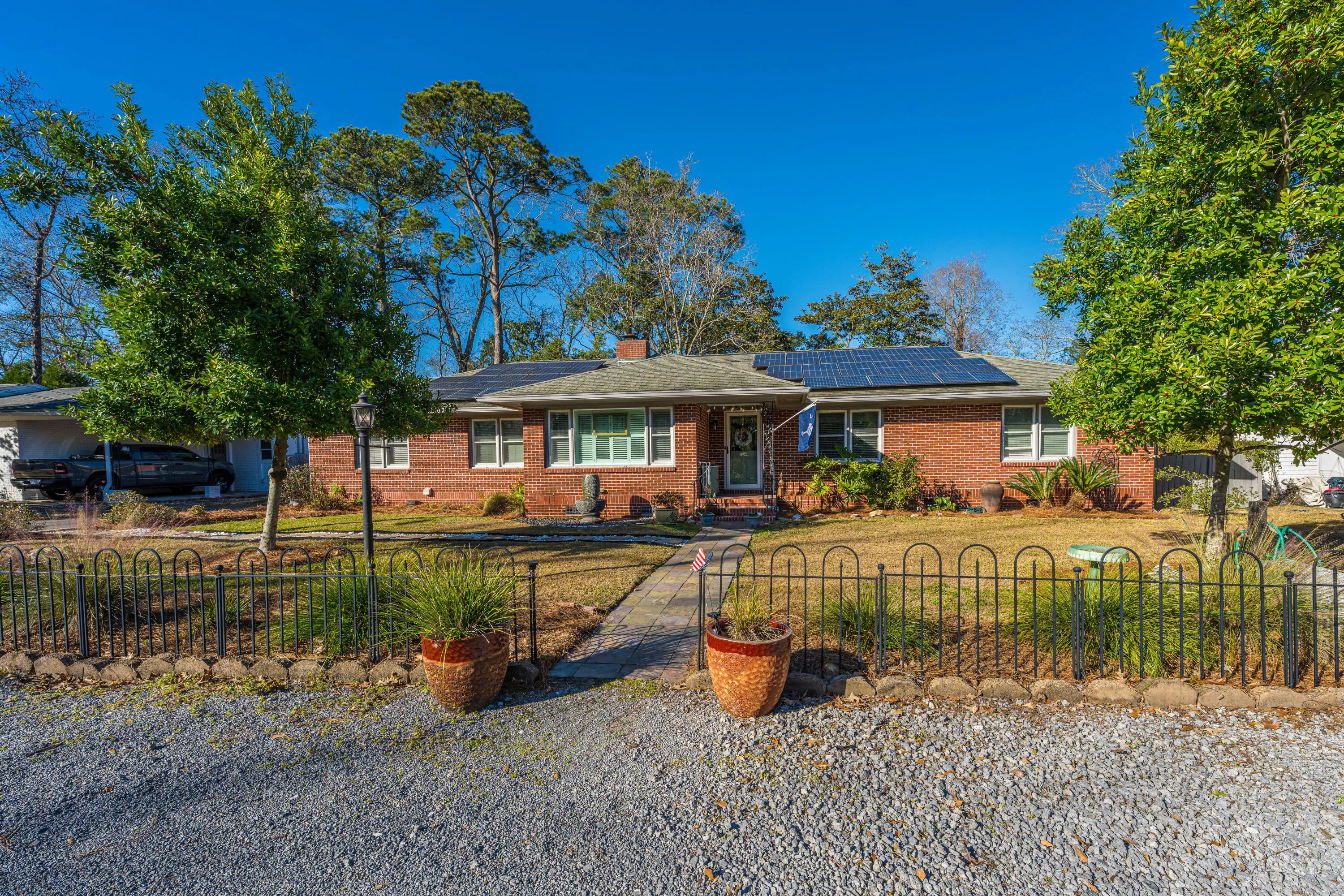 Photo of Listing #26001056