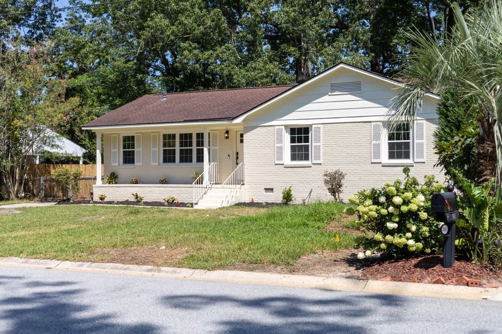 3422 Creola Road, North Charleston