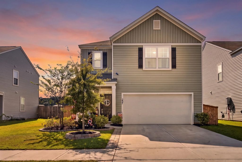237 Sweet Cherry Lane, Summerville