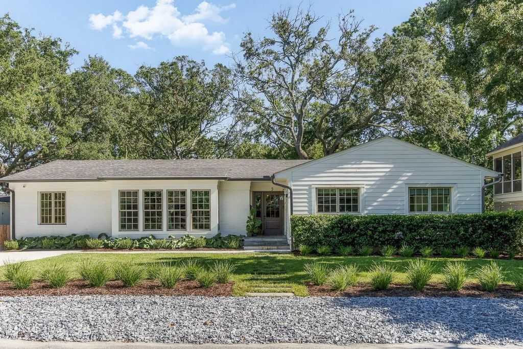 3 Rebellion Road, Charleston
