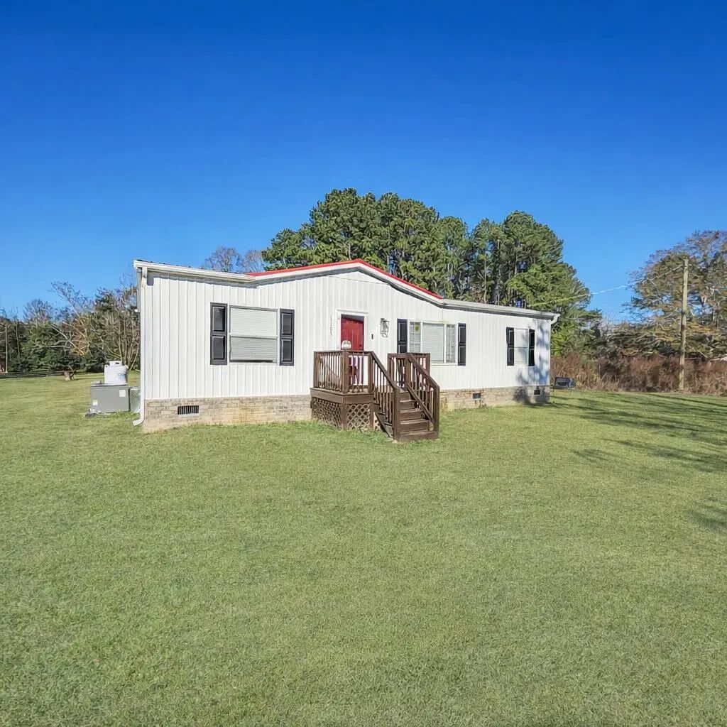 1105 Peacock Street, Manning
