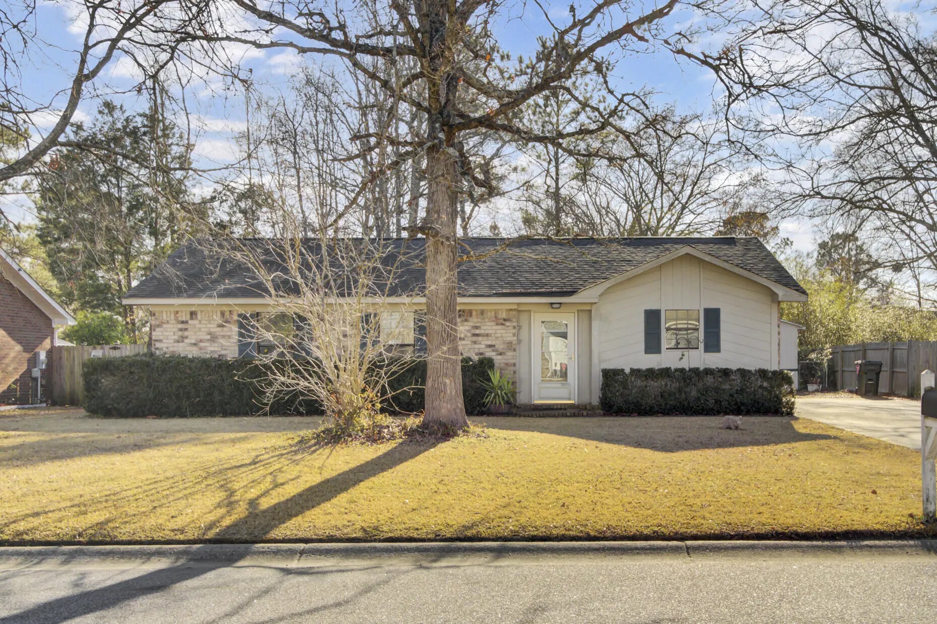 Photo of Listing #25002728