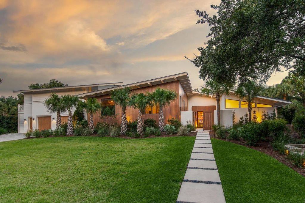1900 Waterway Boulevard, Isle of Palms