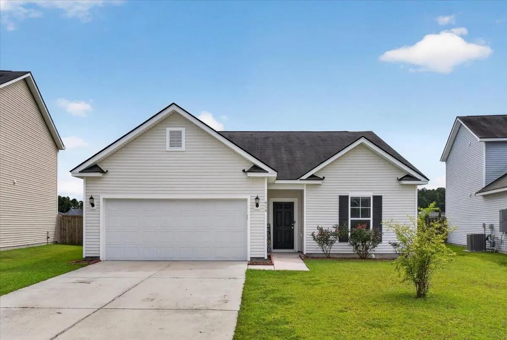 454 Sanctuary Park Drive, Summerville