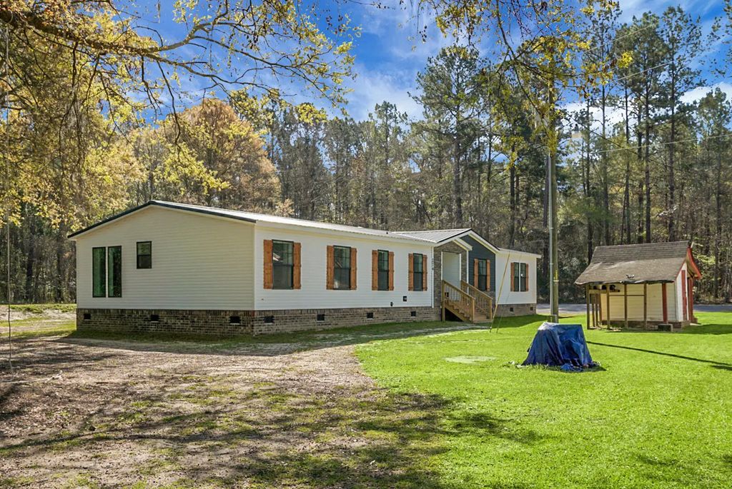 274 Rae Lane, Moncks Corner