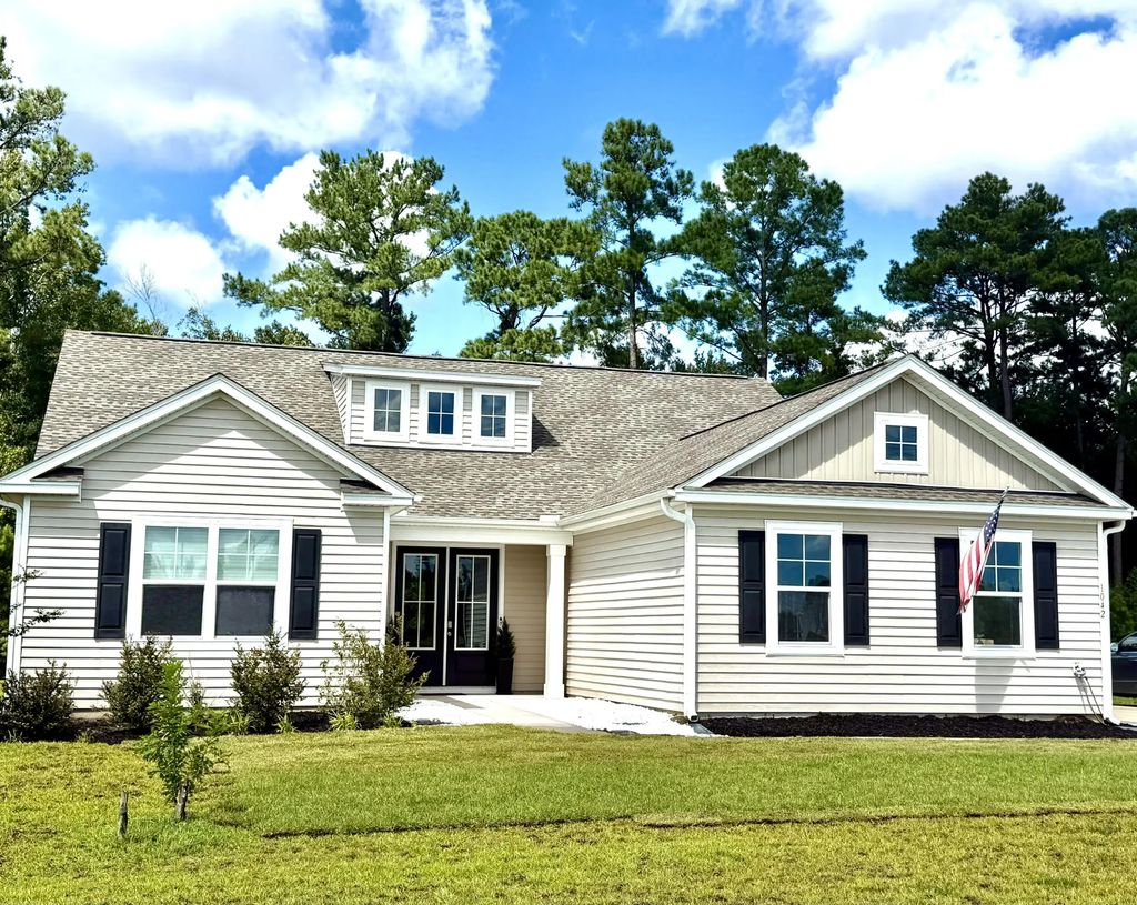 1042 Wading Point Boulevard, Huger