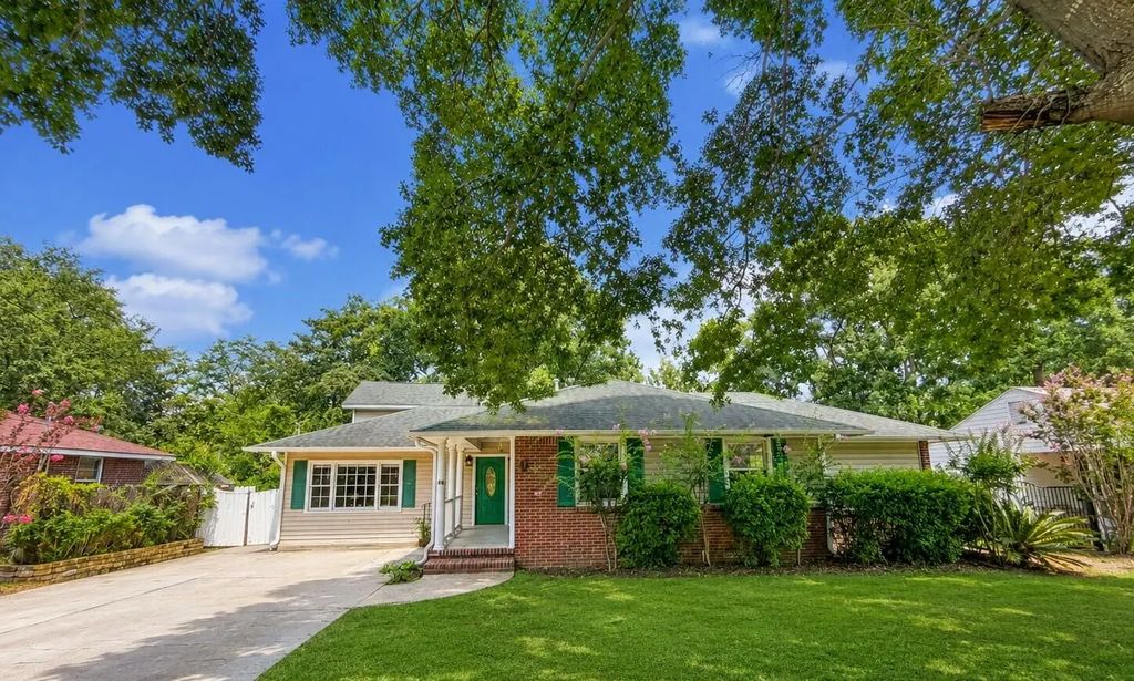 1240 Belvedere Drive, Hanahan