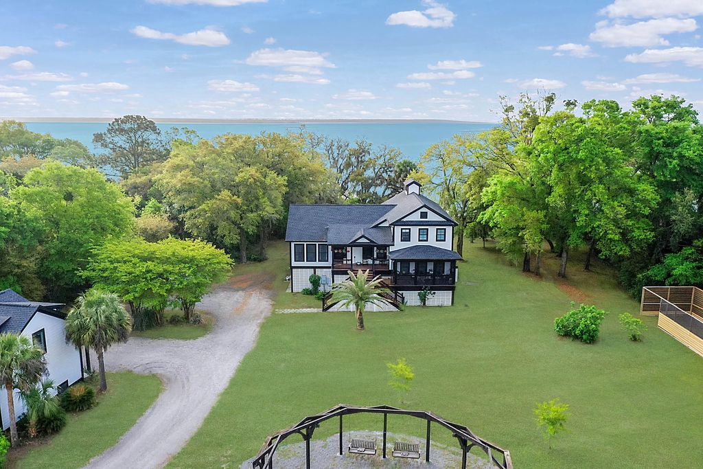 70 Nathan Pope Road, Saint Helena Island
