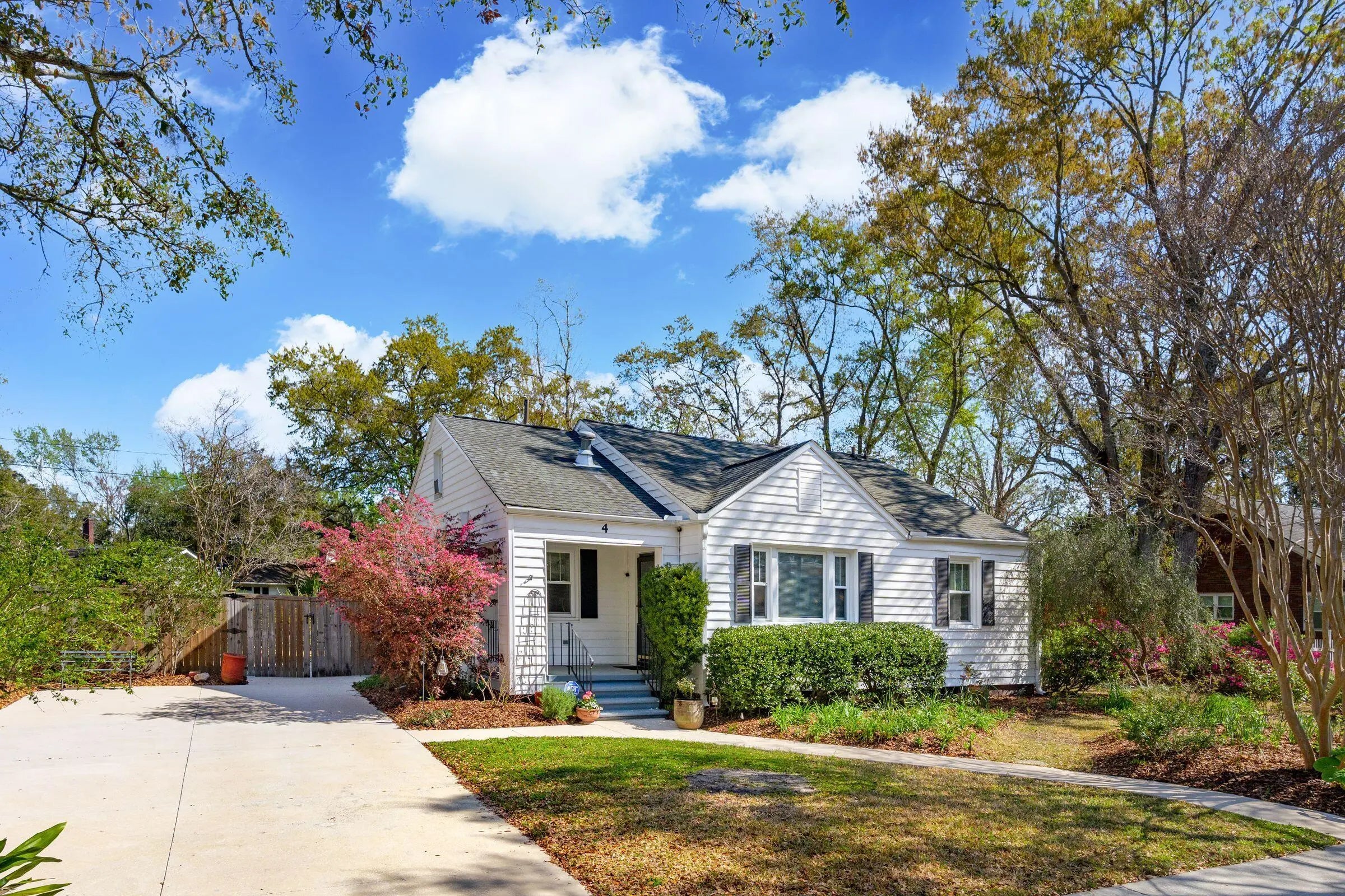 Photo of Listing #25008381