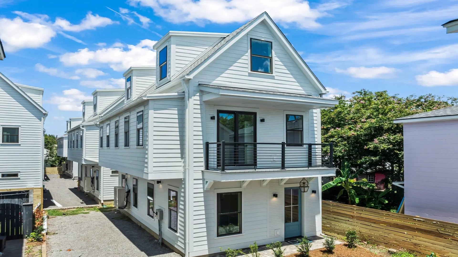 Photo of Listing #25017189