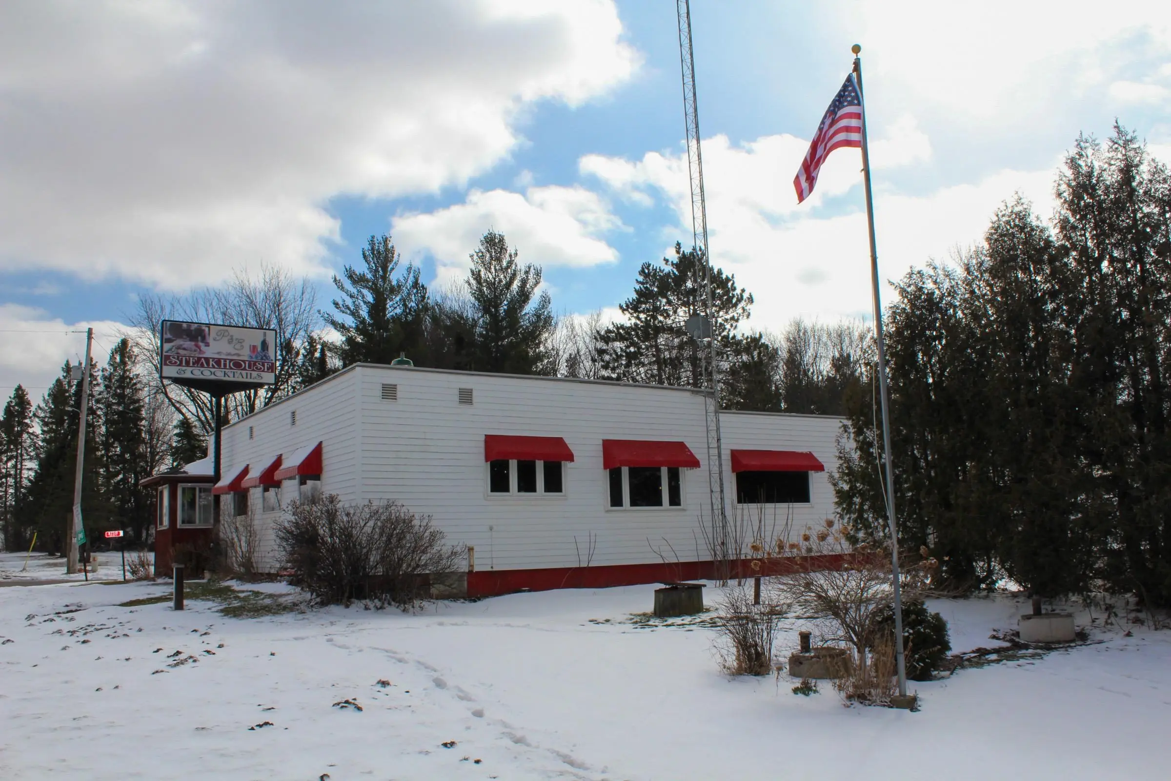 N2319 State Highway 13, Medford