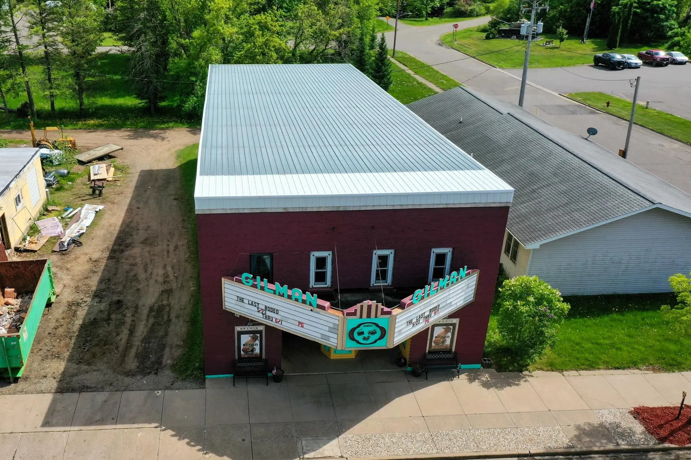 230 E Main Street, Gilman