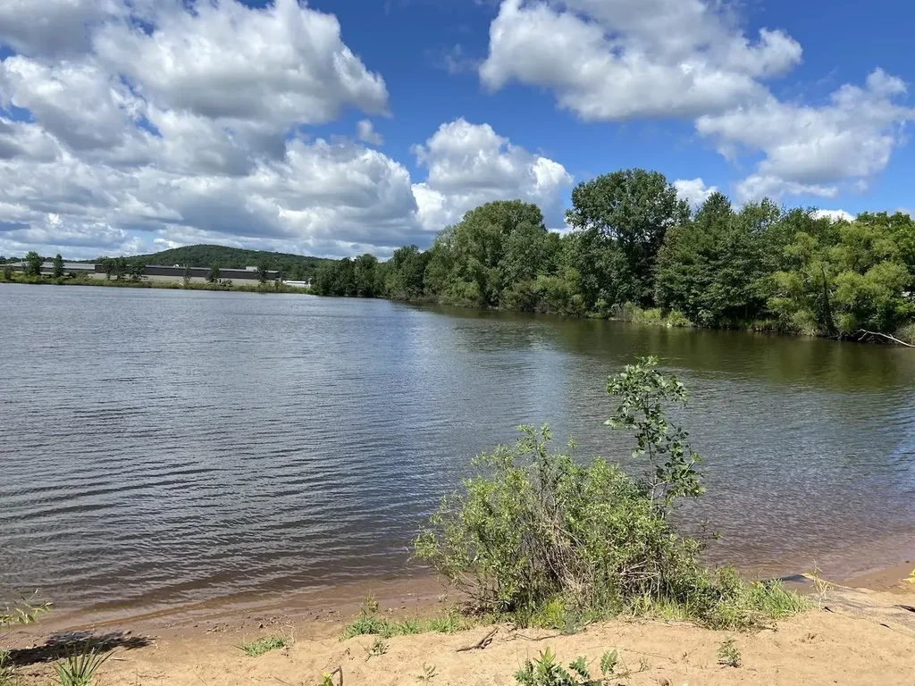 24.88 Acres James Avenue, Rothschild