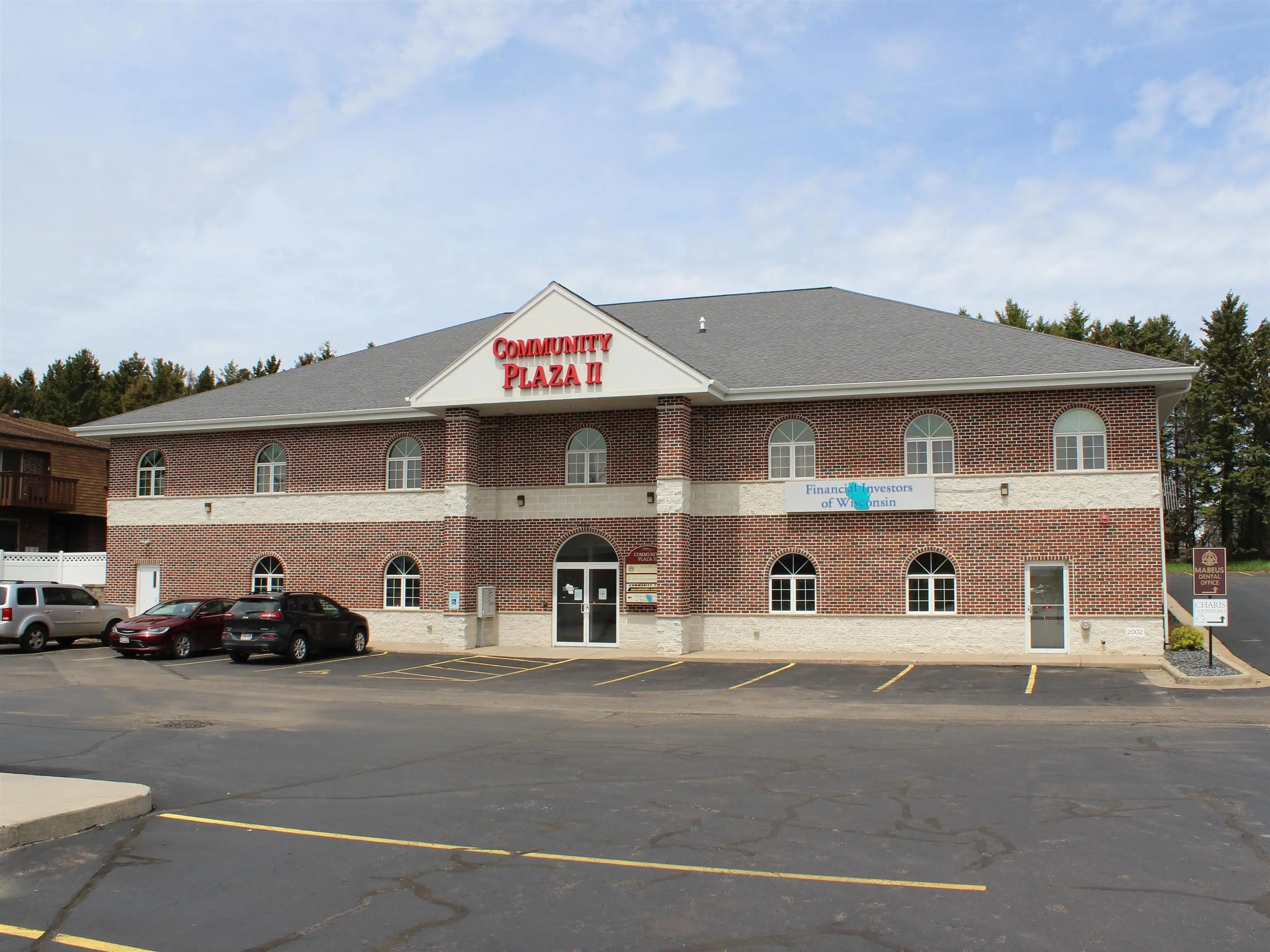 101 W Mc Millan Street, Marshfield