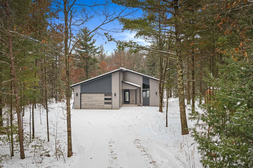 1177 Trap Trail, Nekoosa