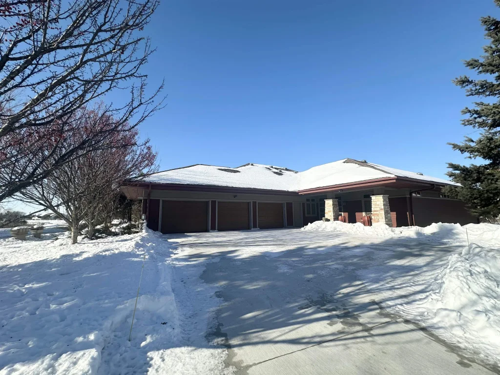 1832 Pheasant Run Drive, Marshfield