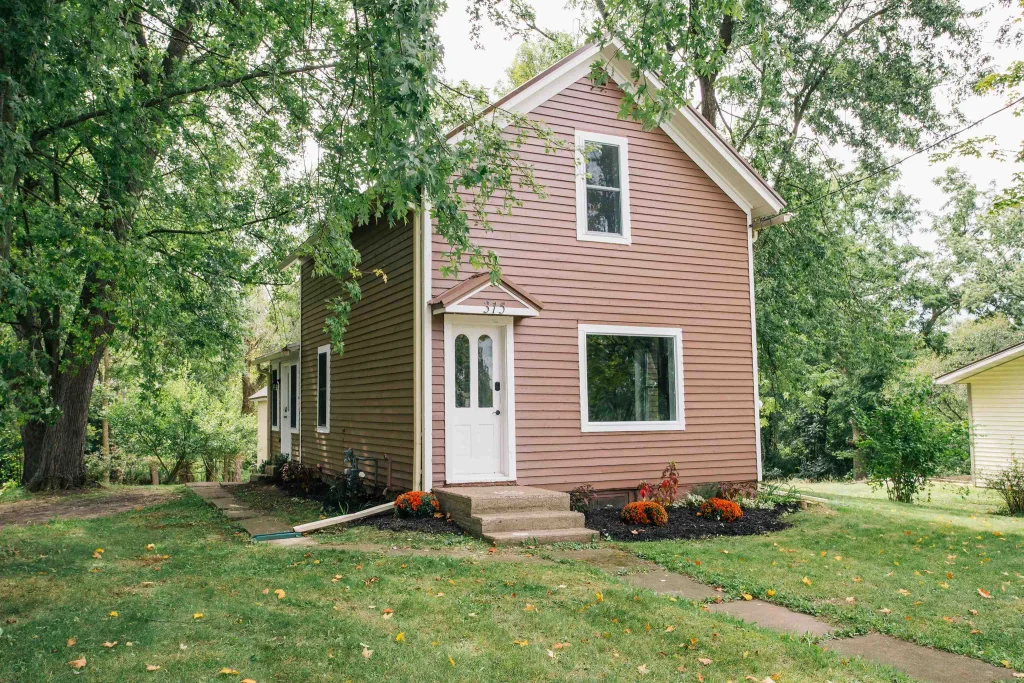 315 W Begley Street, Greenwood