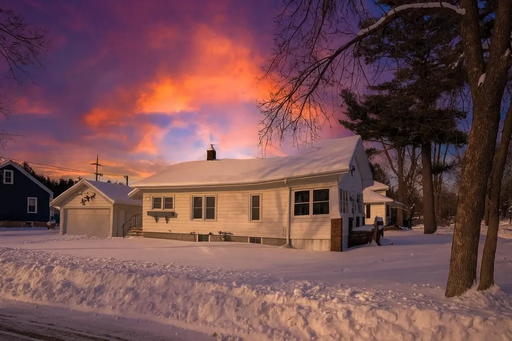 311 Alexander Avenue, Port Edwards