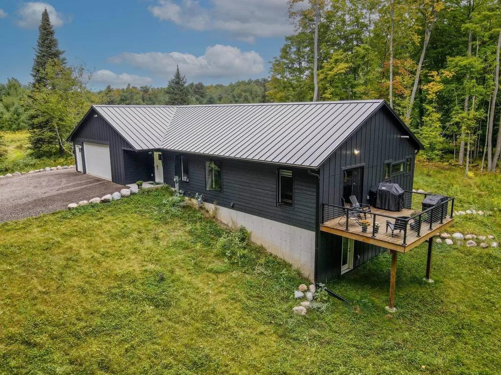 10212 W County Road T, UPHAM