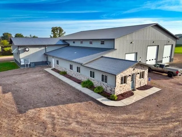 705 N Main Street, Loyal