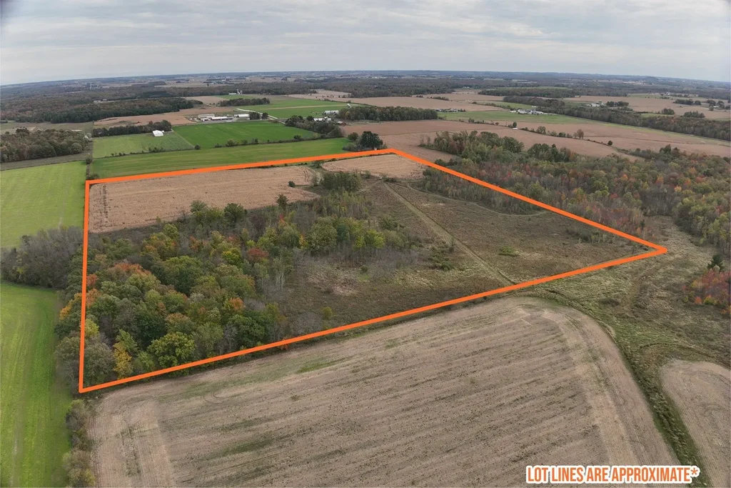 42.610 Acres County Road O, Greenwood