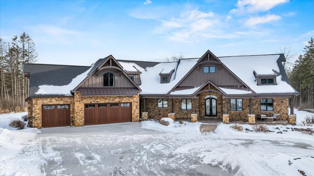 10778 Lincoln Avenue, Marshfield