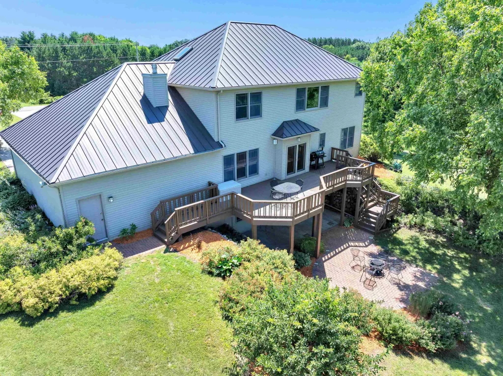 N4043 Morgan Drive, Waupaca