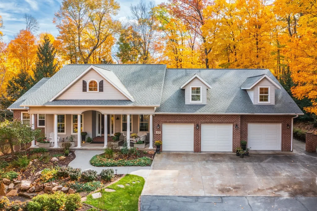 226944 Boulder Ridge Circle, Wausau