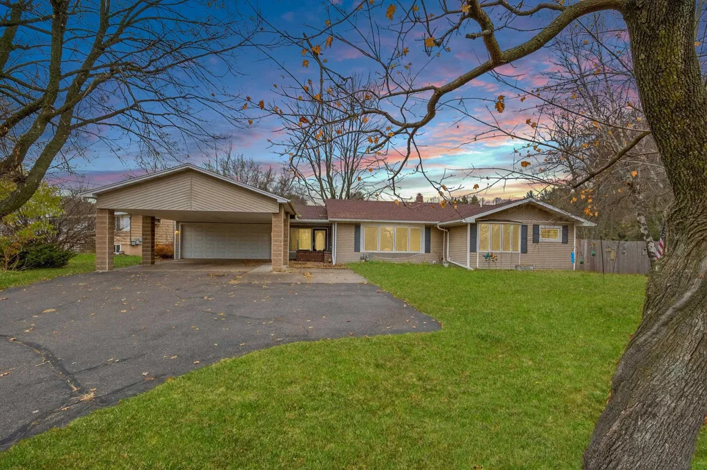 2310 2nd Avenue South, Wisconsin Rapids