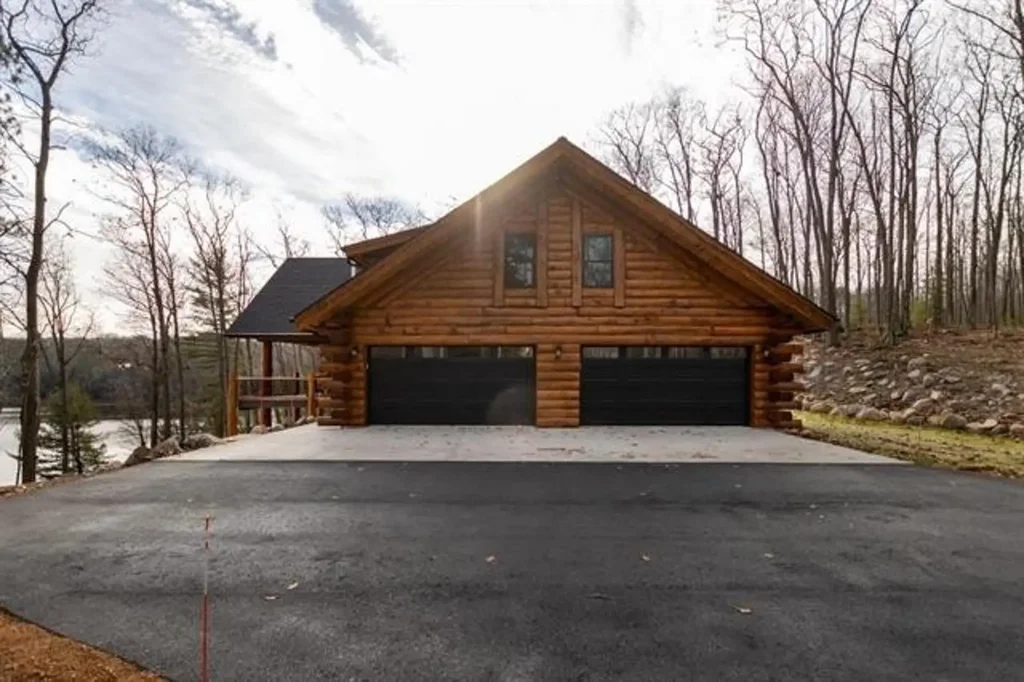 3910 County Road E, Junction City