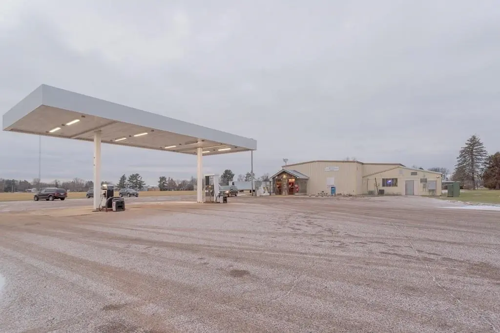 211212 State Highway 49, Eland