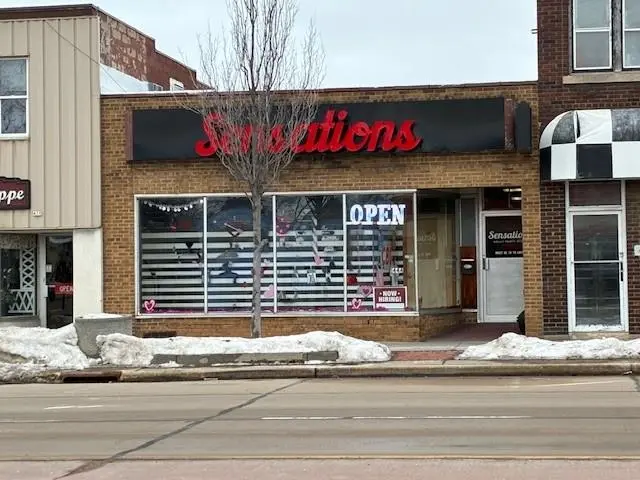 444 S Central Avenue, Marshfield