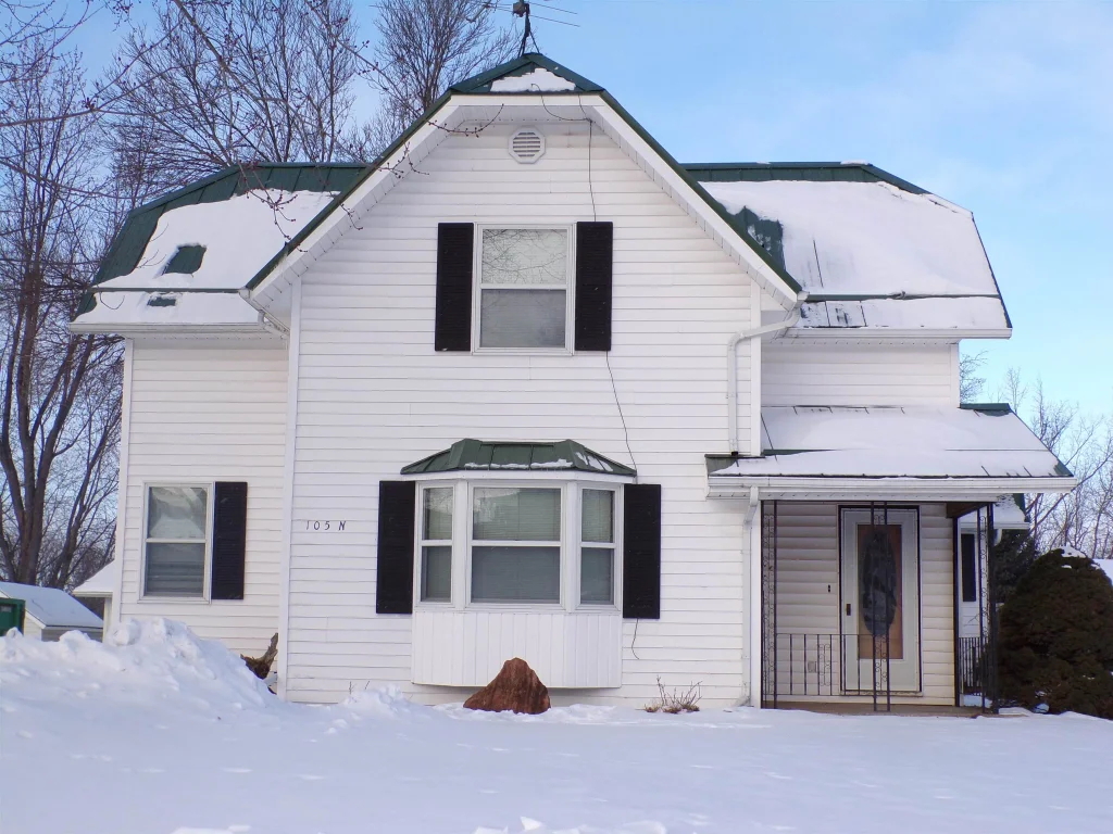 105 N Hendren Avenue, Greenwood