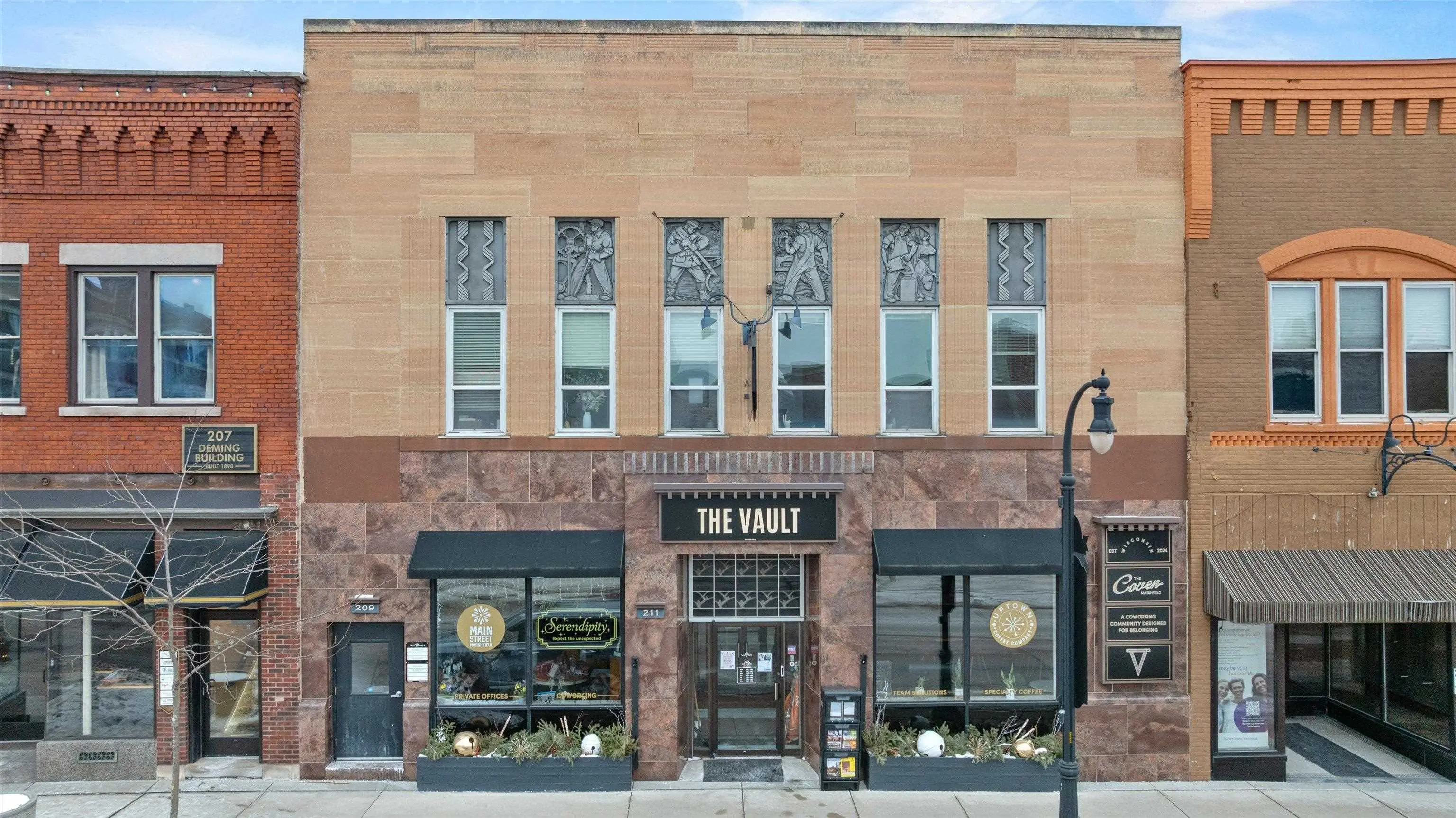 209 S Central Avenue, Marshfield