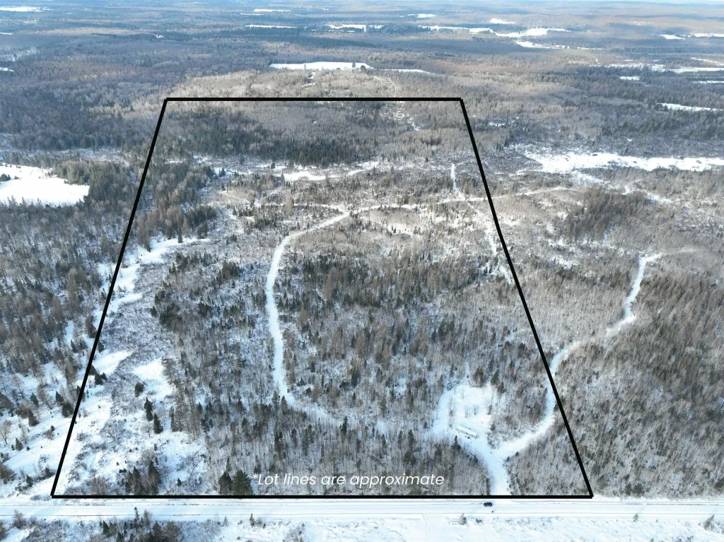 N6371 County Line Road, Gleason