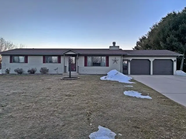 5613 Strawberry Lane, Pittsville