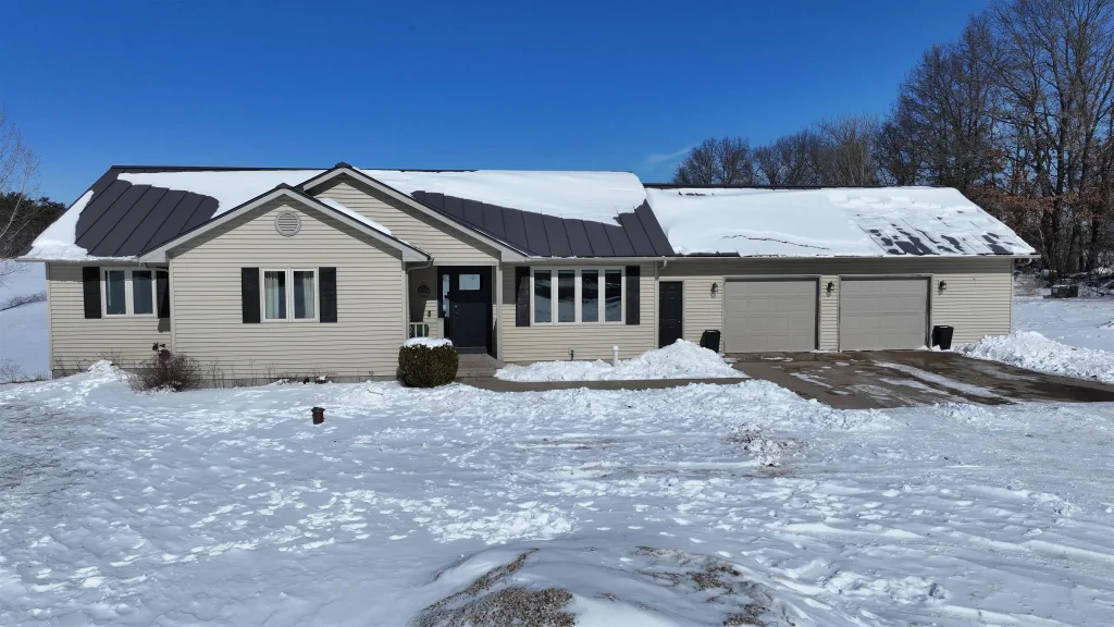 7596 Merryland Drive, Rosholt