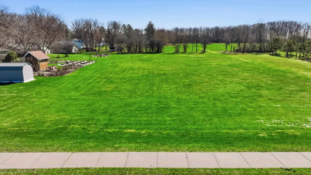 1011 S Lincoln Avenue, Marshfield