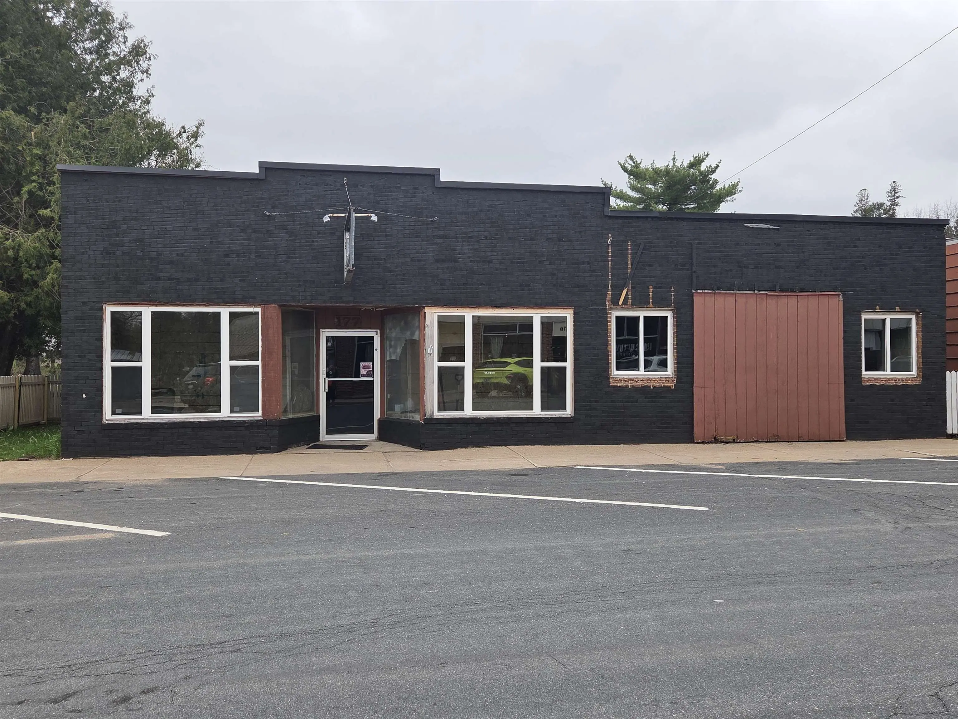 177 N Main Street, Rosholt