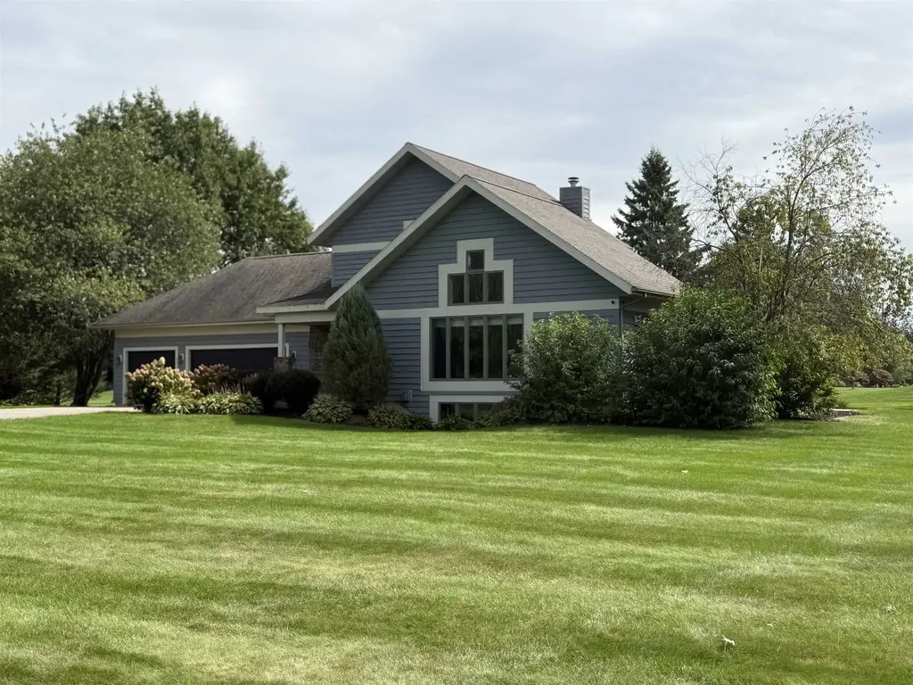 9854 Riveredge Drive, Marshfield