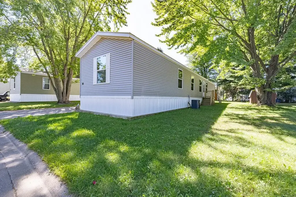 6300 Birch Street, Weston