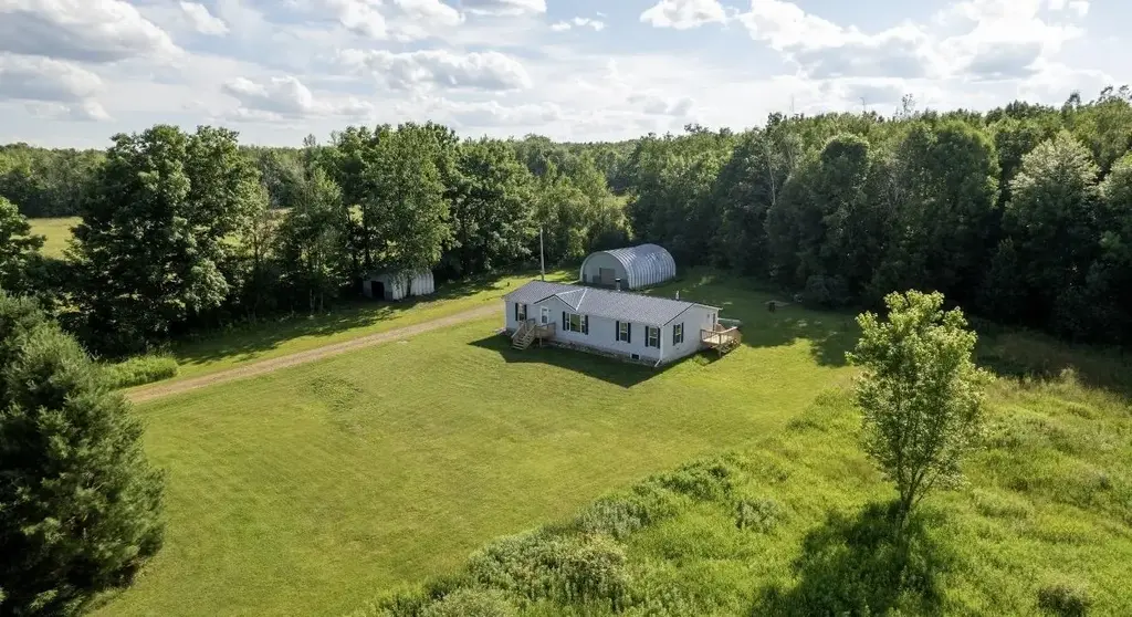 N4807 Stadium Road, Brantwood