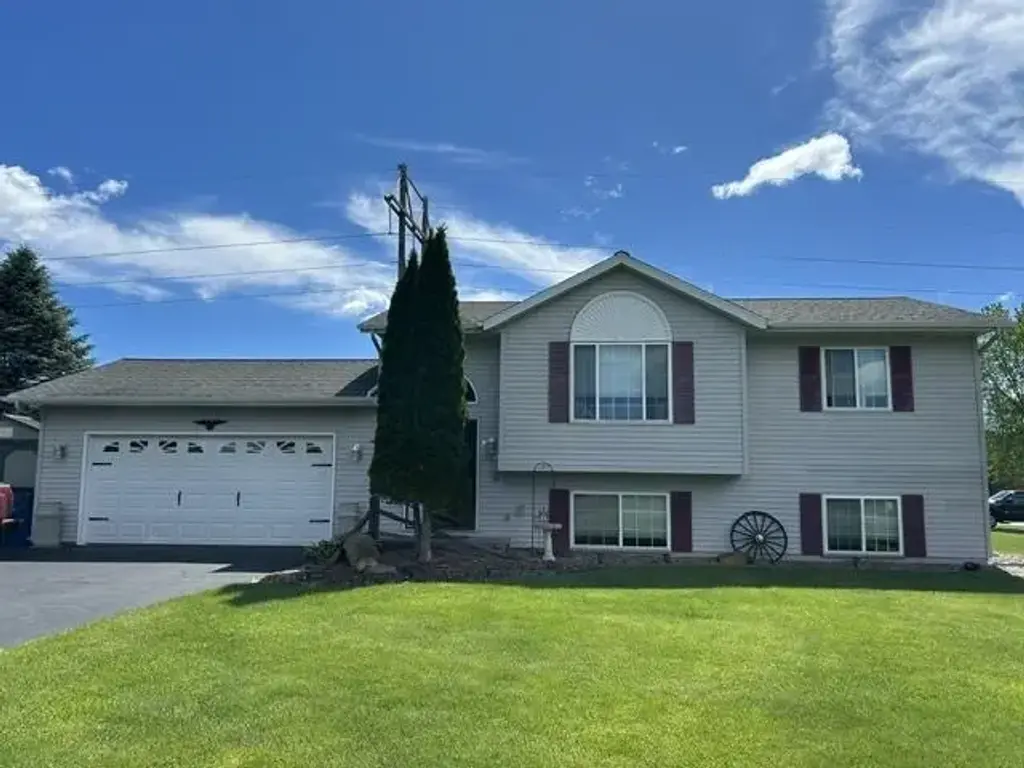 2020 Paintbrush Drive, Kronenwetter