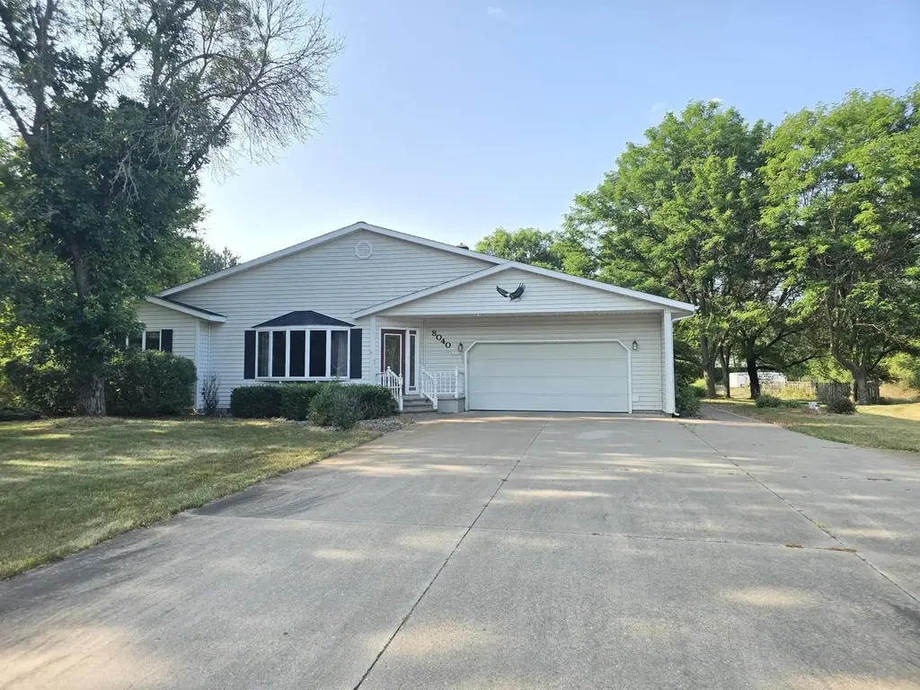 8040 White Pine Drive, Wisconsin Rapids
